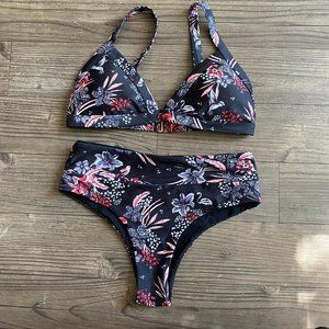 NWOT Kulani Kinis Leilani Bikini